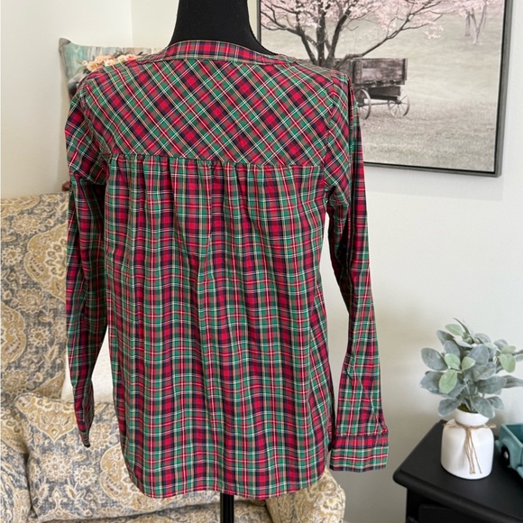 Vineyard Vines Red and Blue Long Sleeve Blouse with Bib Collar - Picture 3 of 8